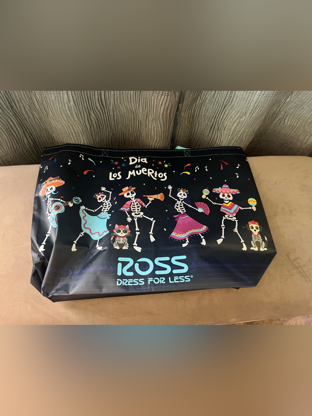 Source Unknown Ross Día de Los Muertos Tote - Black with Multicolor Skeletons